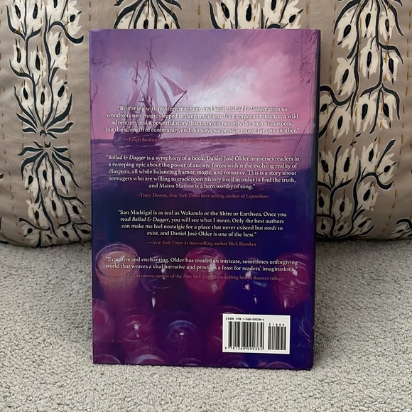 Signed Book “Ballad & Dagger” by Daniel José Older - OwlCrate Edition - Picture 2 of 4